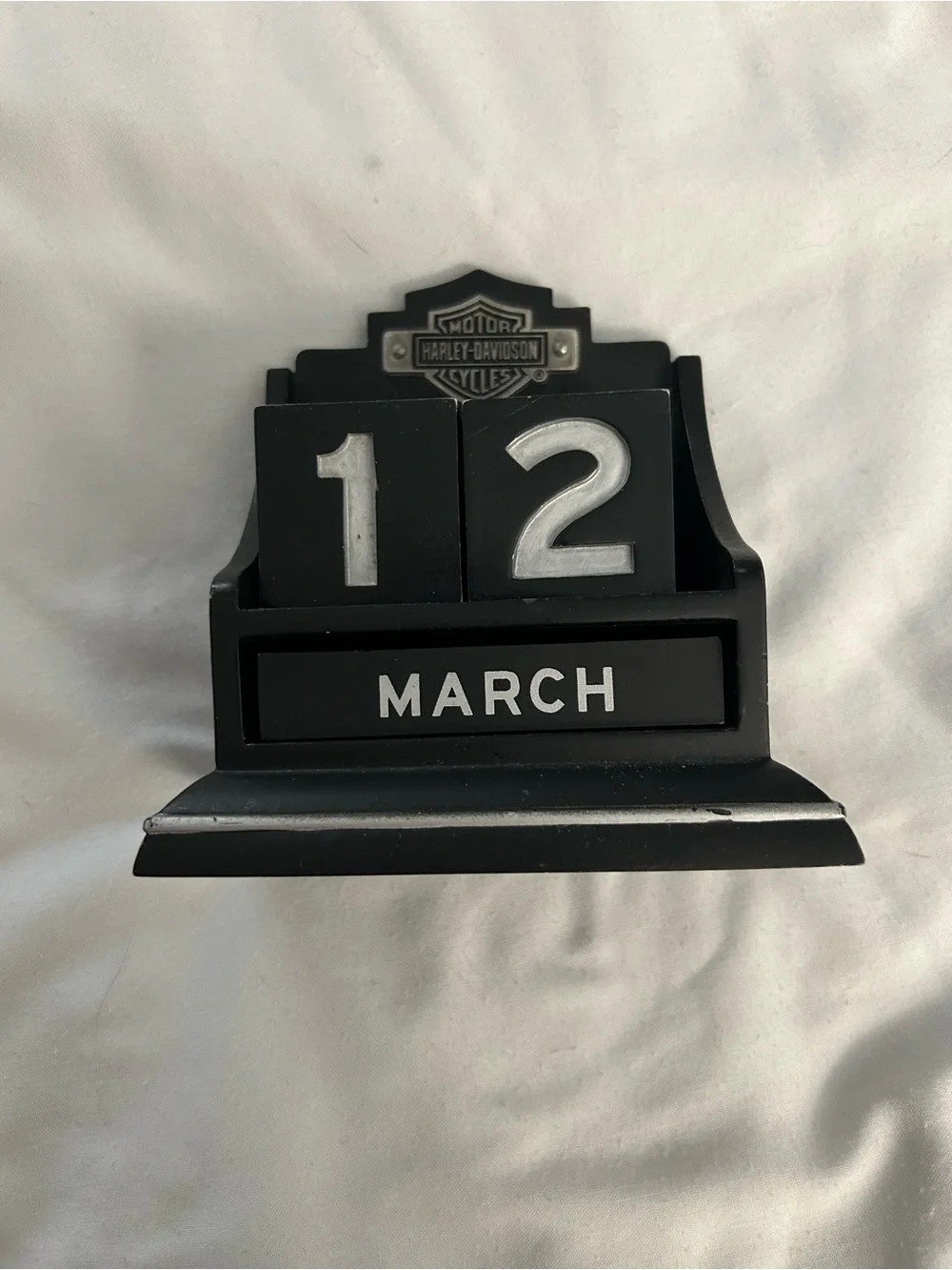 Harley-Davidson Black and Silver Perpetual Desk Calendar